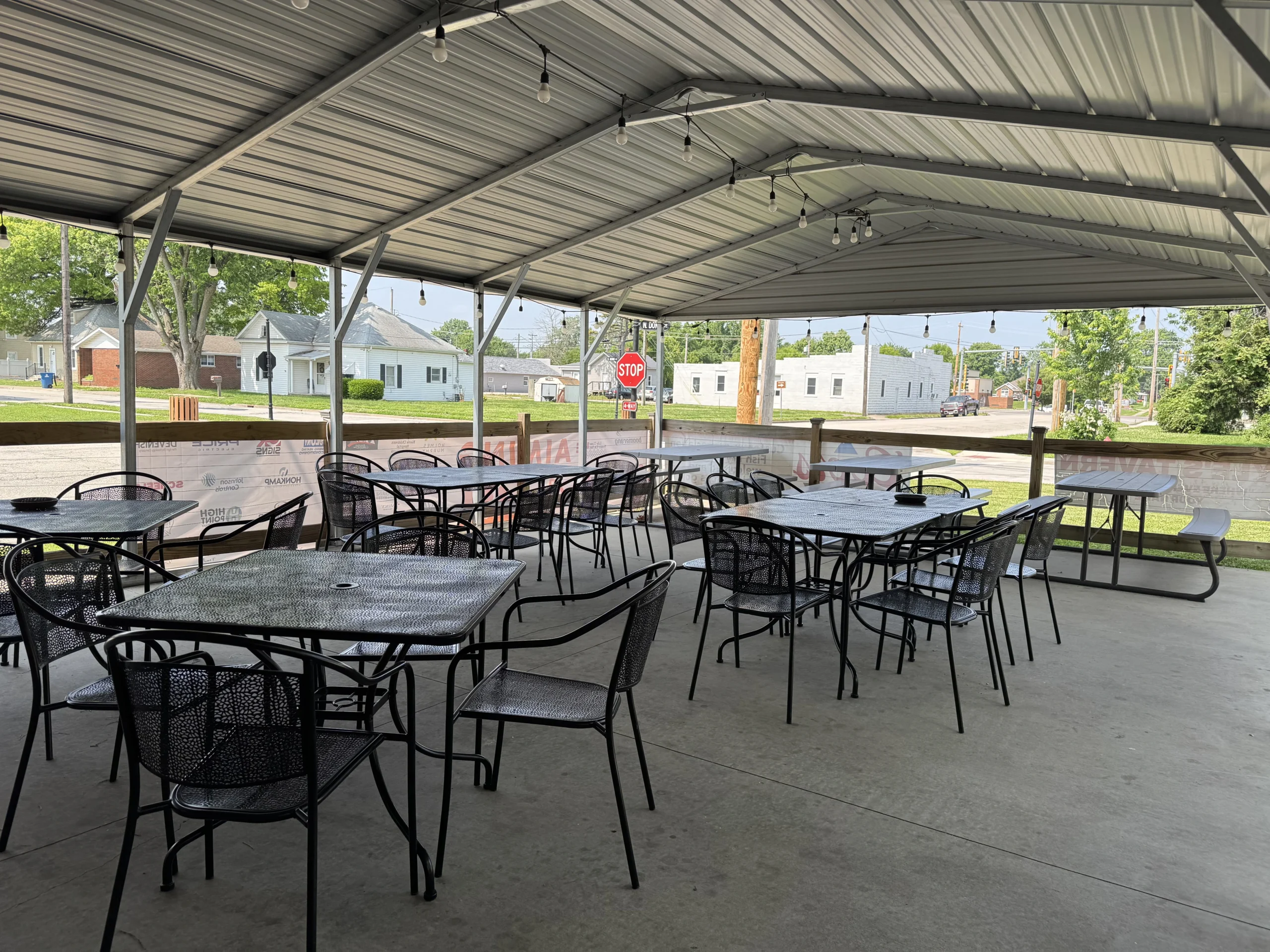Lyle's Tavern - Maryville, IL